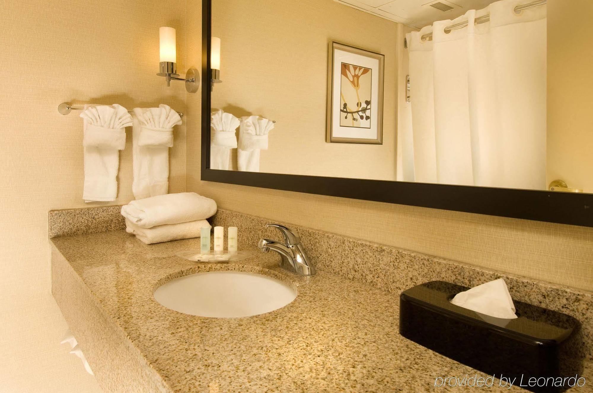 Comfort Suites Dulles Airport Шантили Екстериор снимка